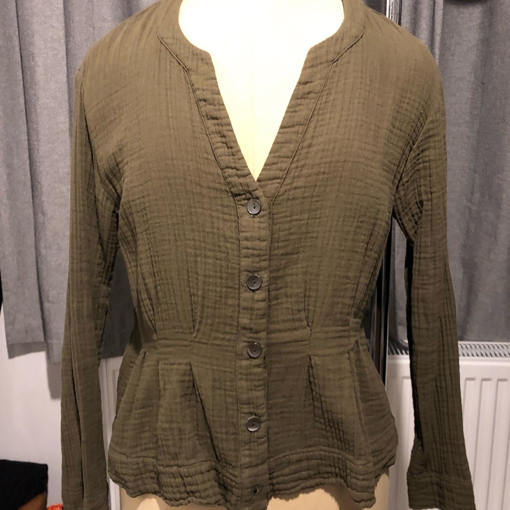 Xirena army green Peplum top - xs